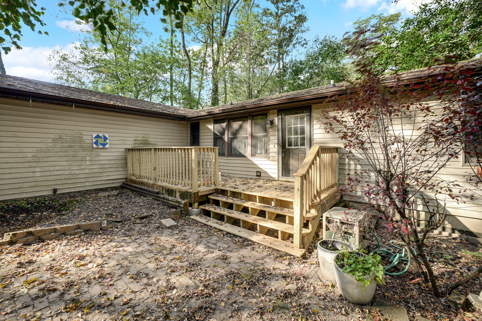 35658 Linden Lane