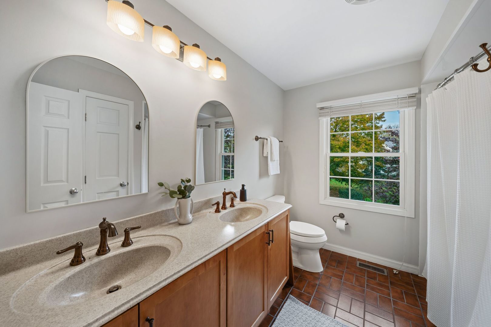 826 Furlong Drive