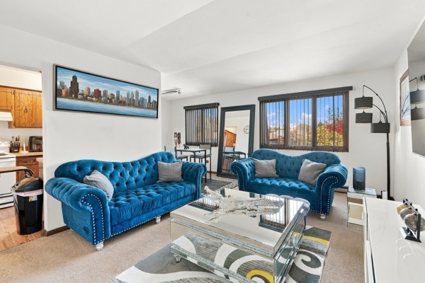 18707 Burnham Avenue