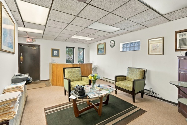 18707 Burnham Avenue