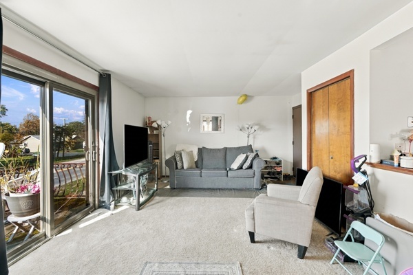 18707 Burnham Avenue