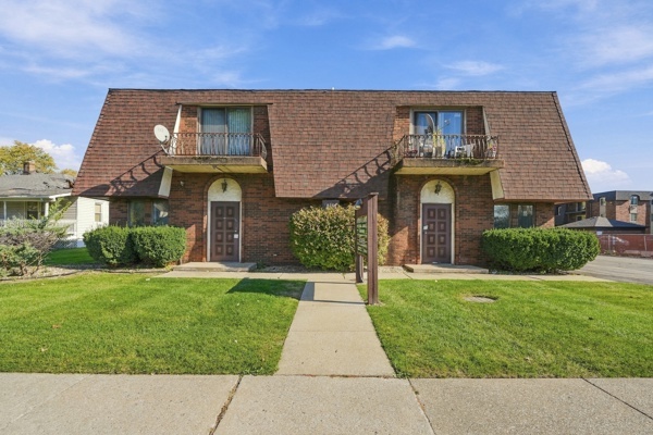 18707 Burnham Avenue
