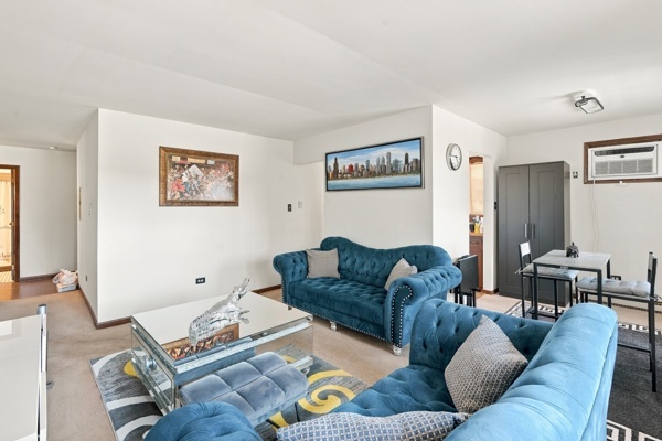 18707 Burnham Avenue