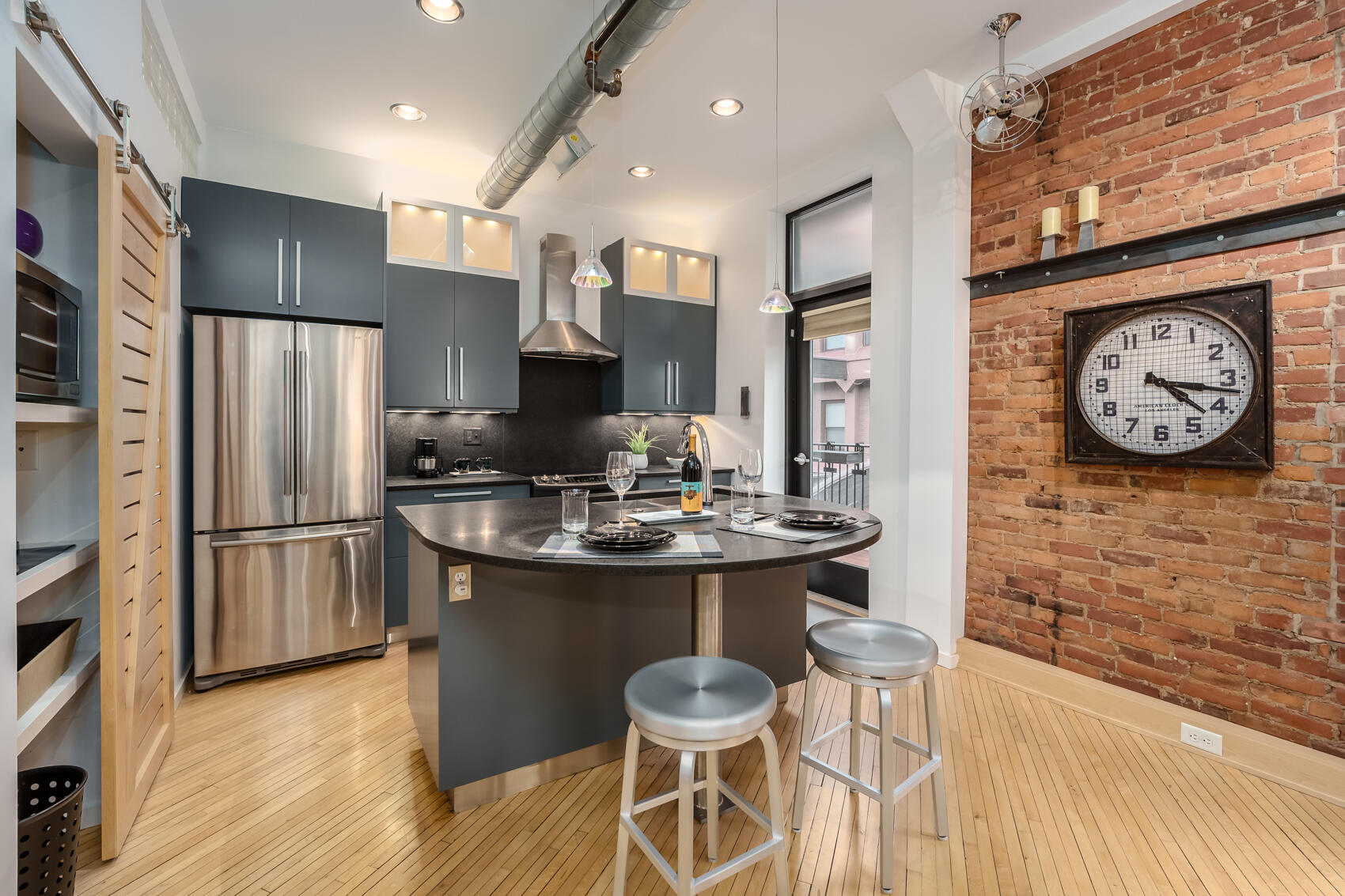 222 N Kalamazoo Mall Unit: 260
