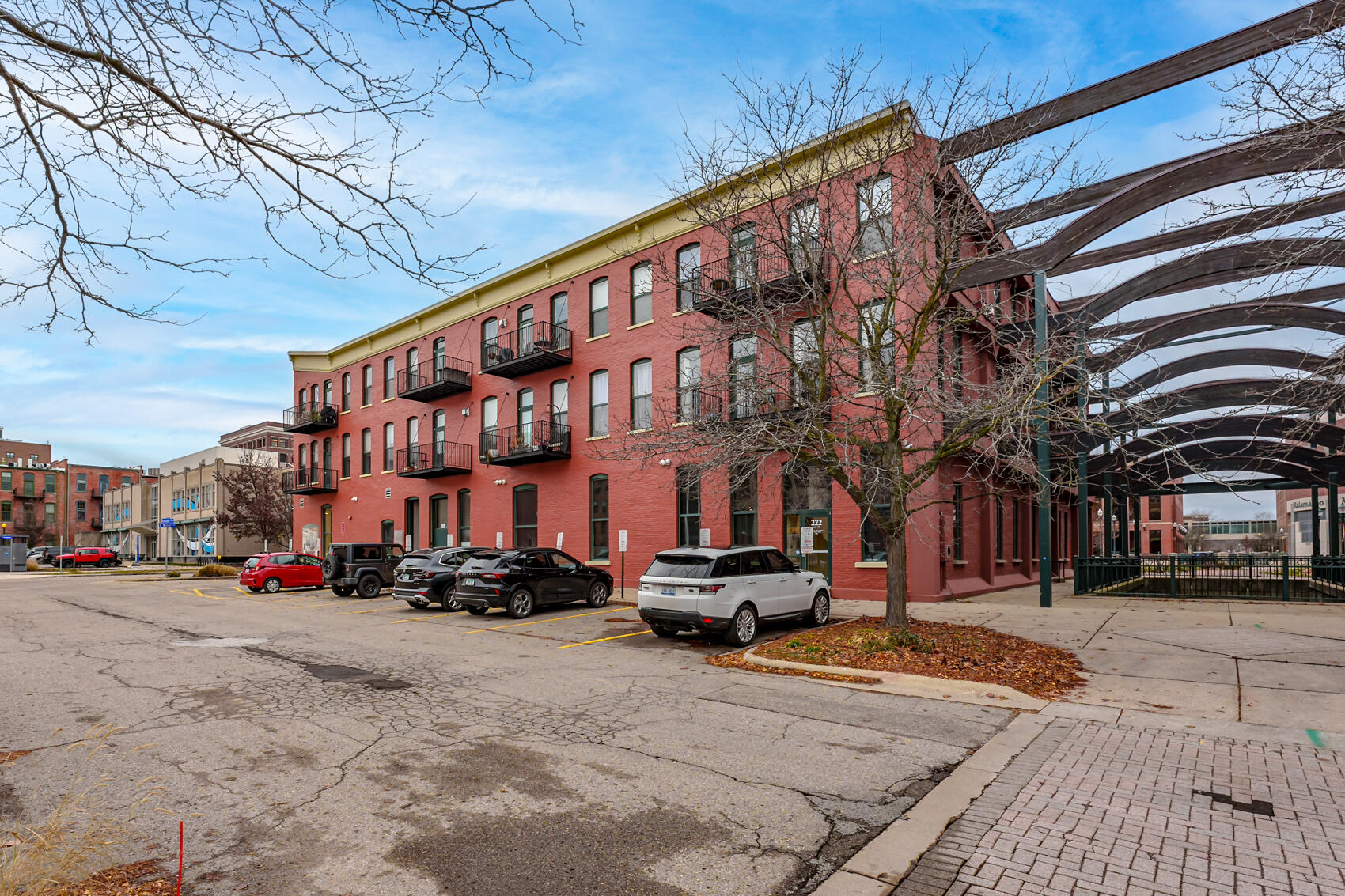 222 N Kalamazoo Mall Unit: 260
