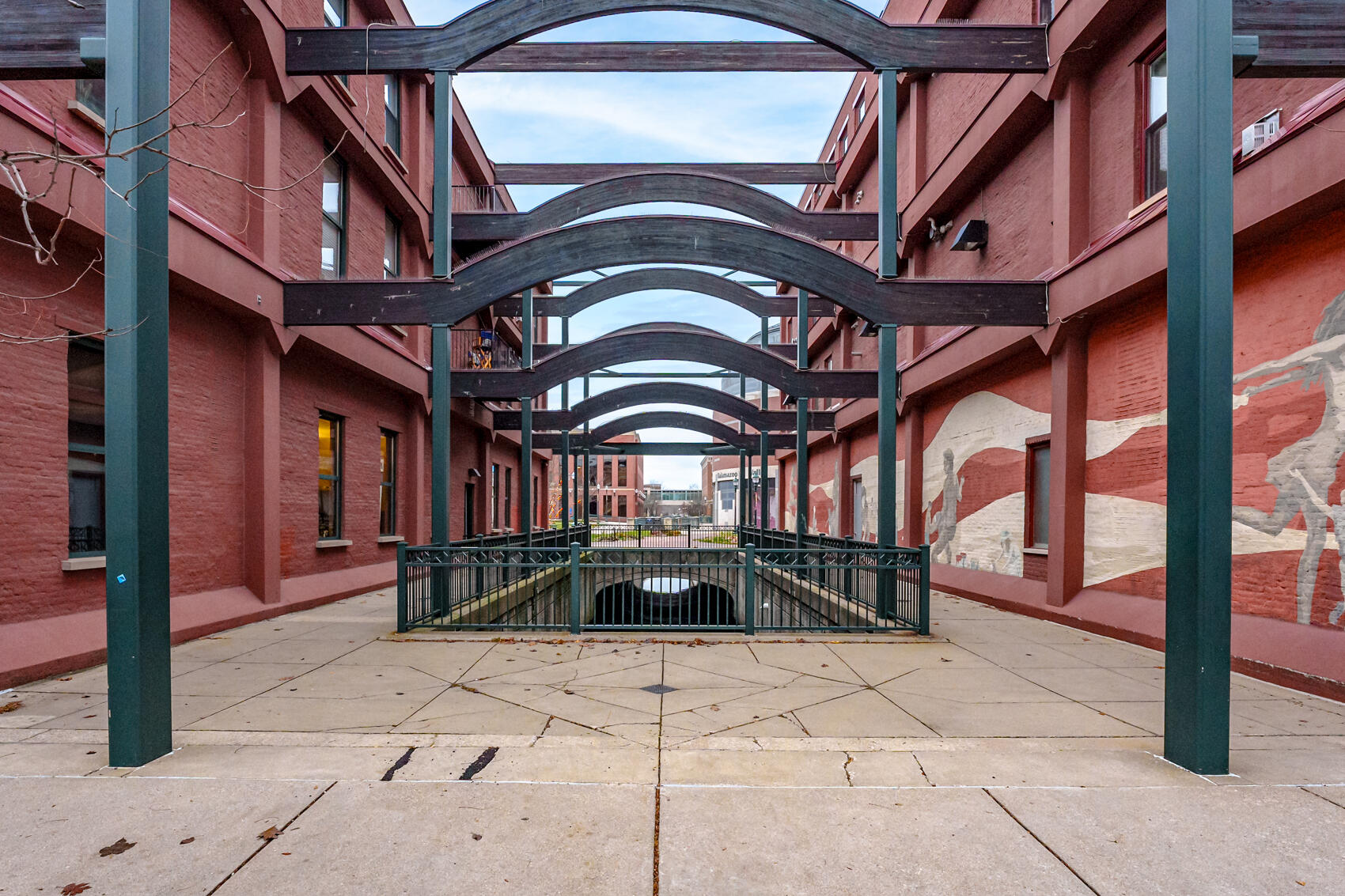 222 N Kalamazoo Mall Unit: 260