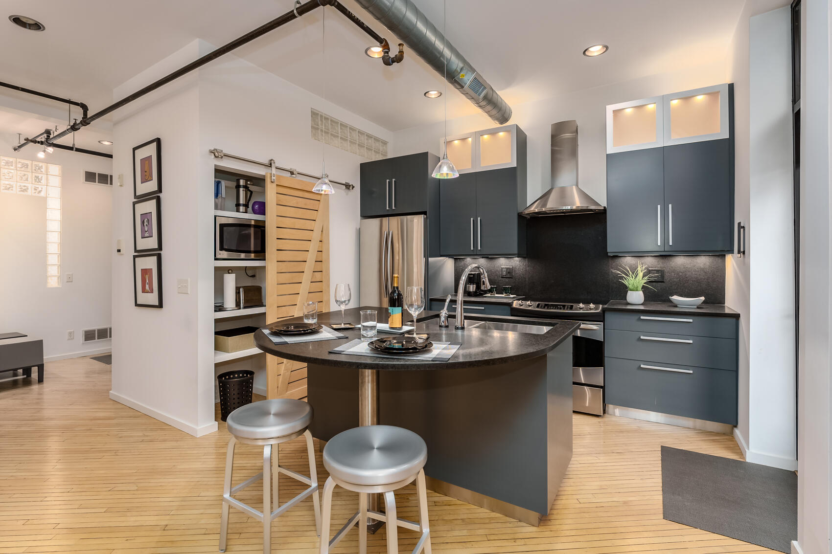 222 N Kalamazoo Mall Unit: 260