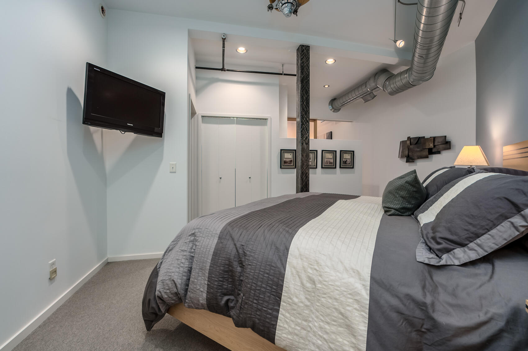 222 N Kalamazoo Mall Unit: 260