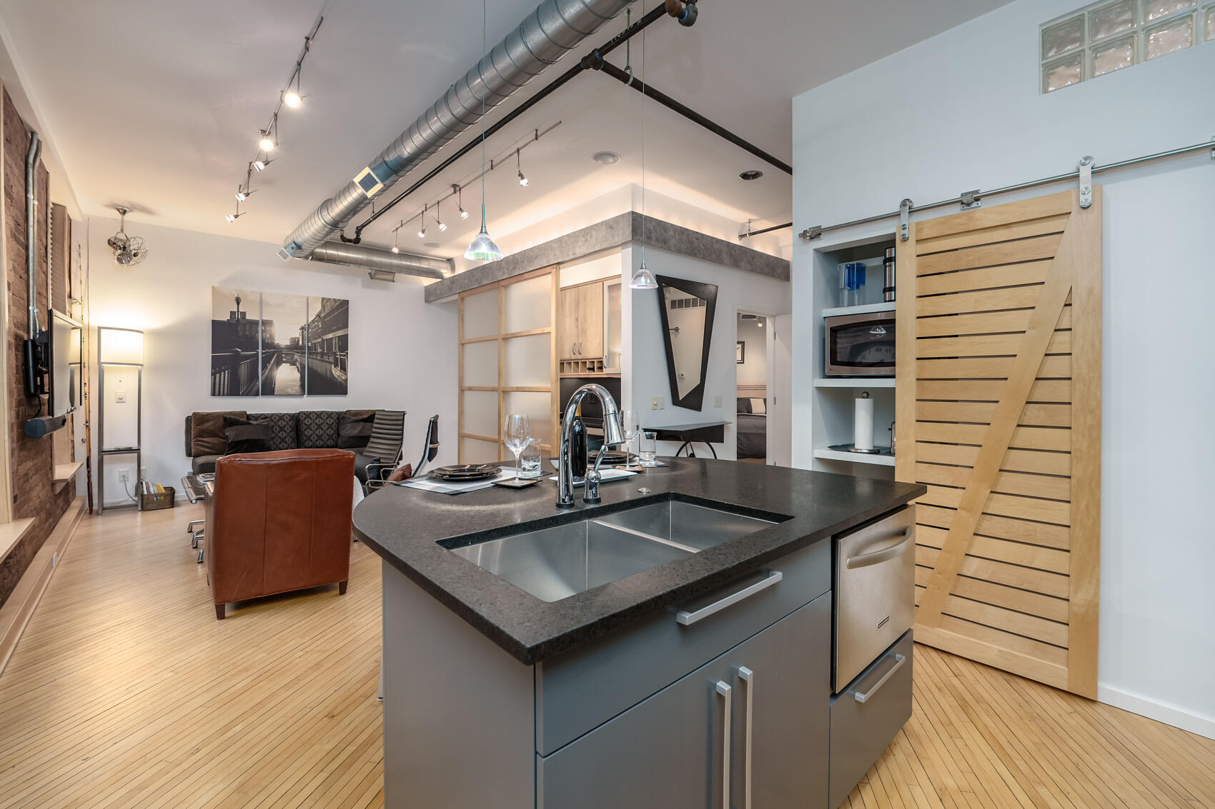222 N Kalamazoo Mall Unit: 260