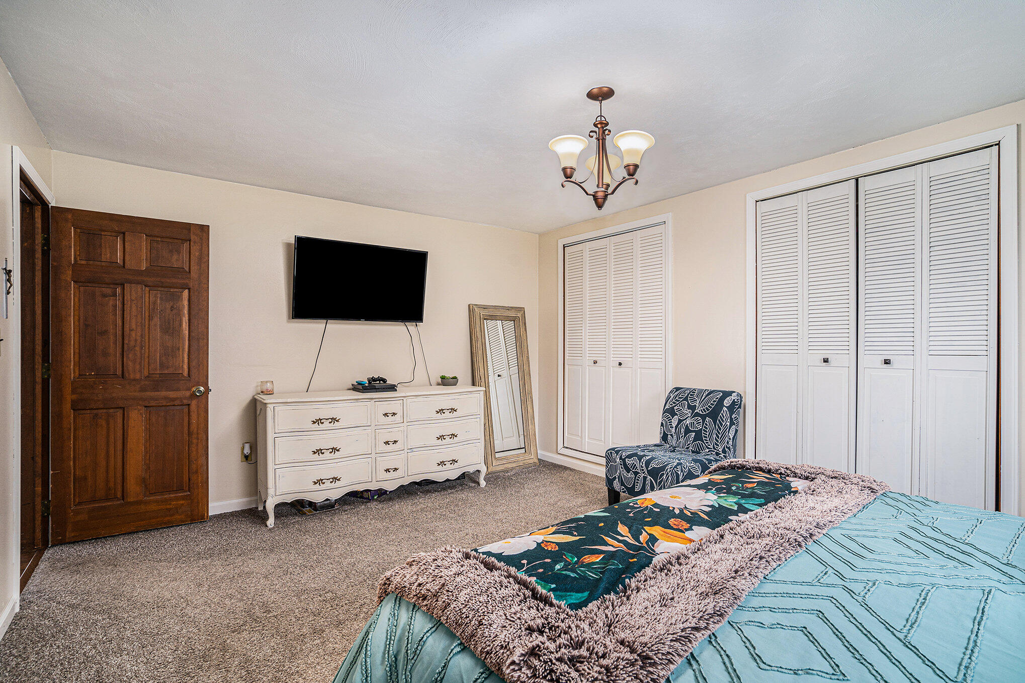 1099 1/2 Oliverda Road