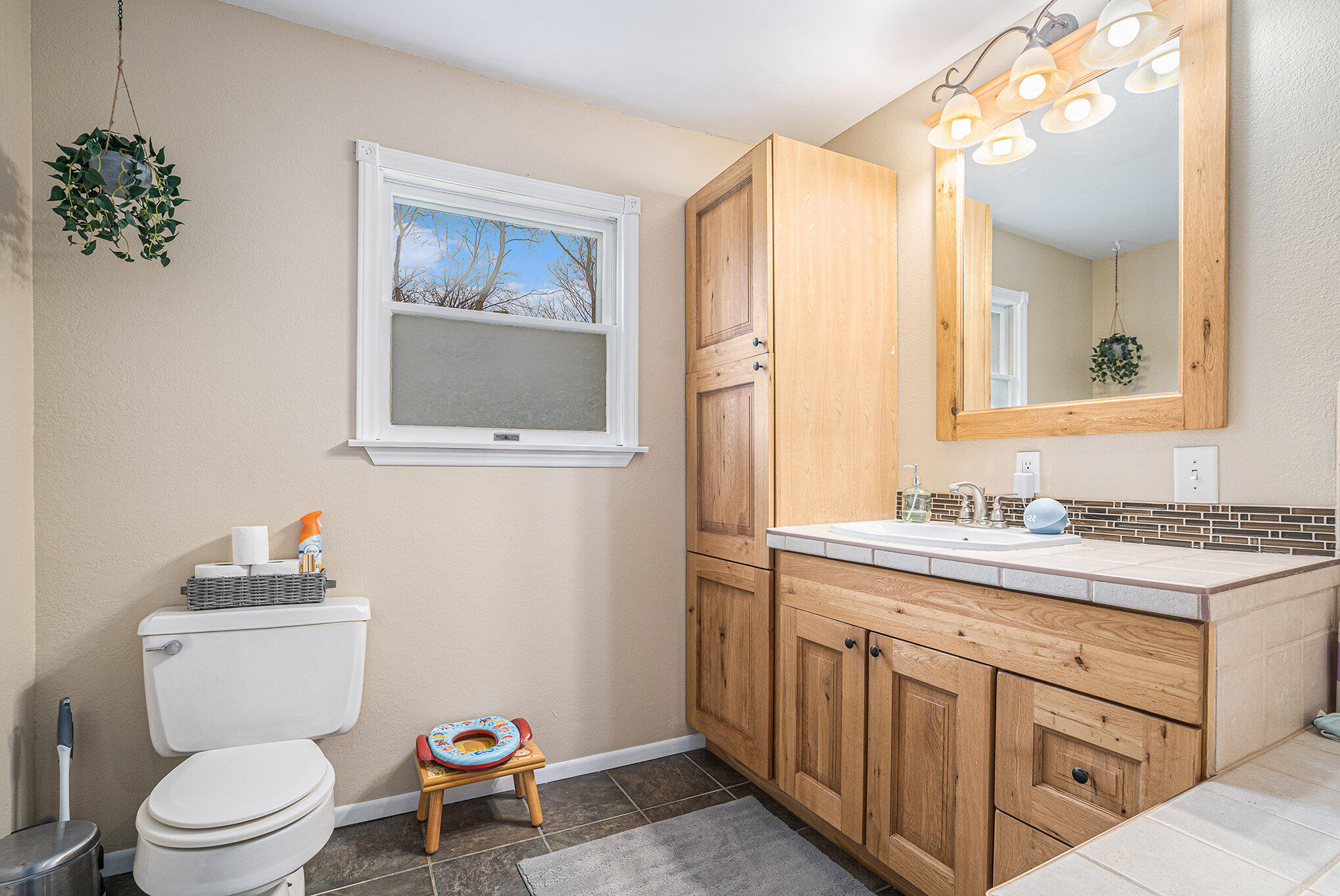 1099 1/2 Oliverda Road