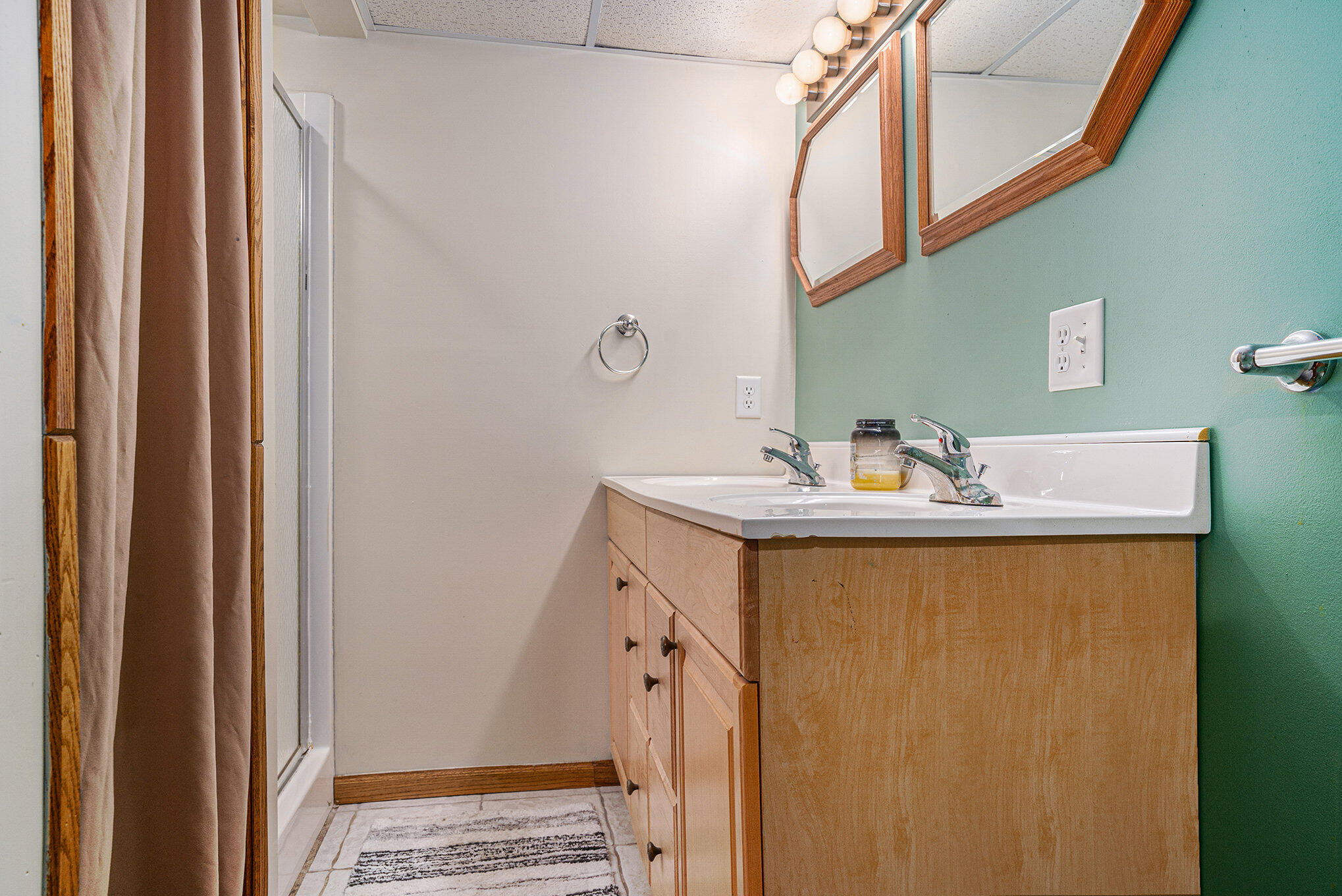 1099 1/2 Oliverda Road
