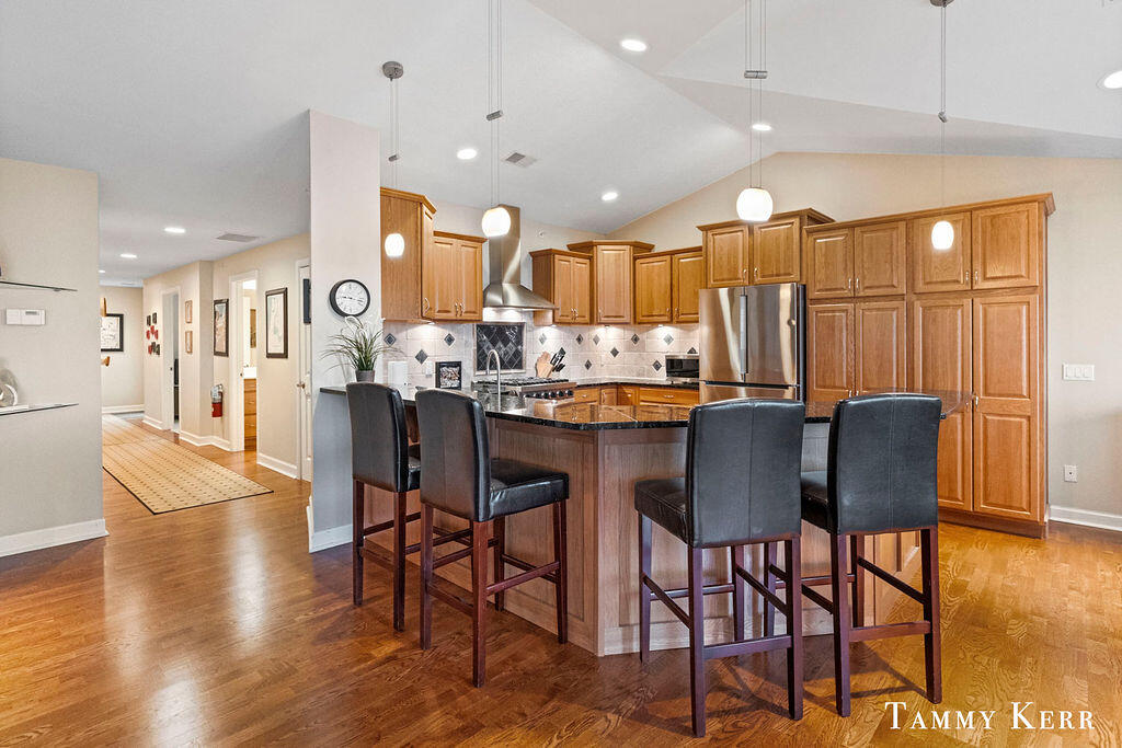 326 Singapore Court, 18