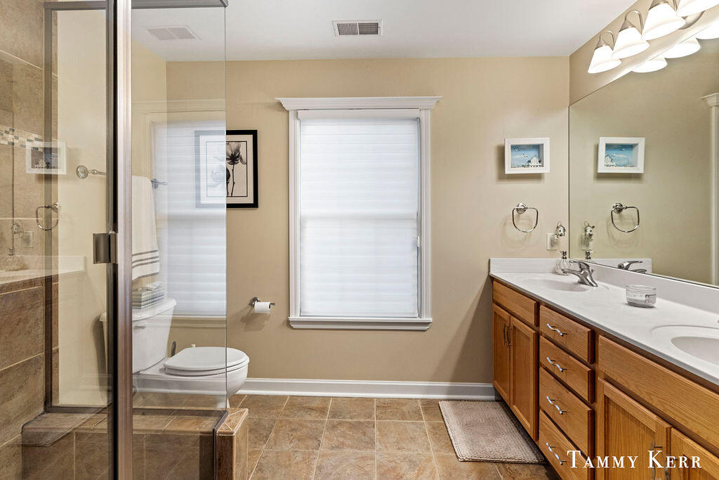 326 Singapore Court, 18