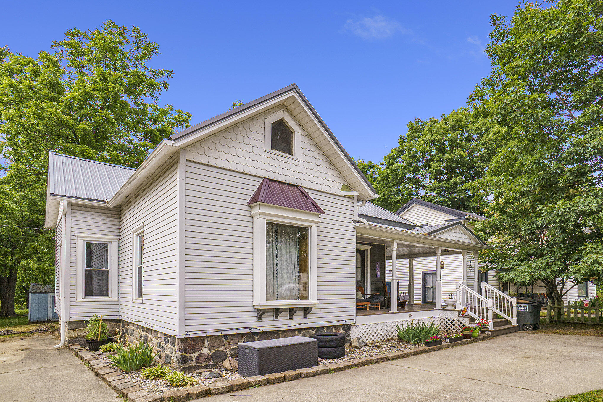 418 W Front Street