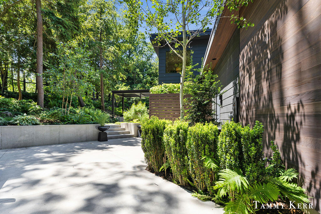 389 Dunegrass Circle Drive