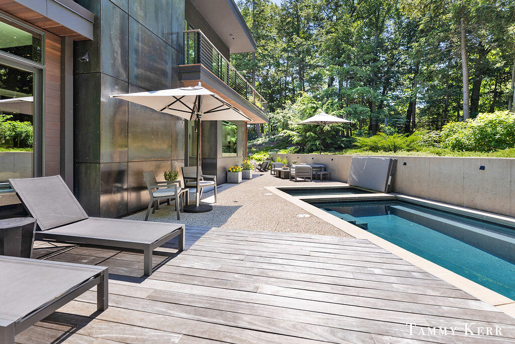 389 Dunegrass Circle Drive