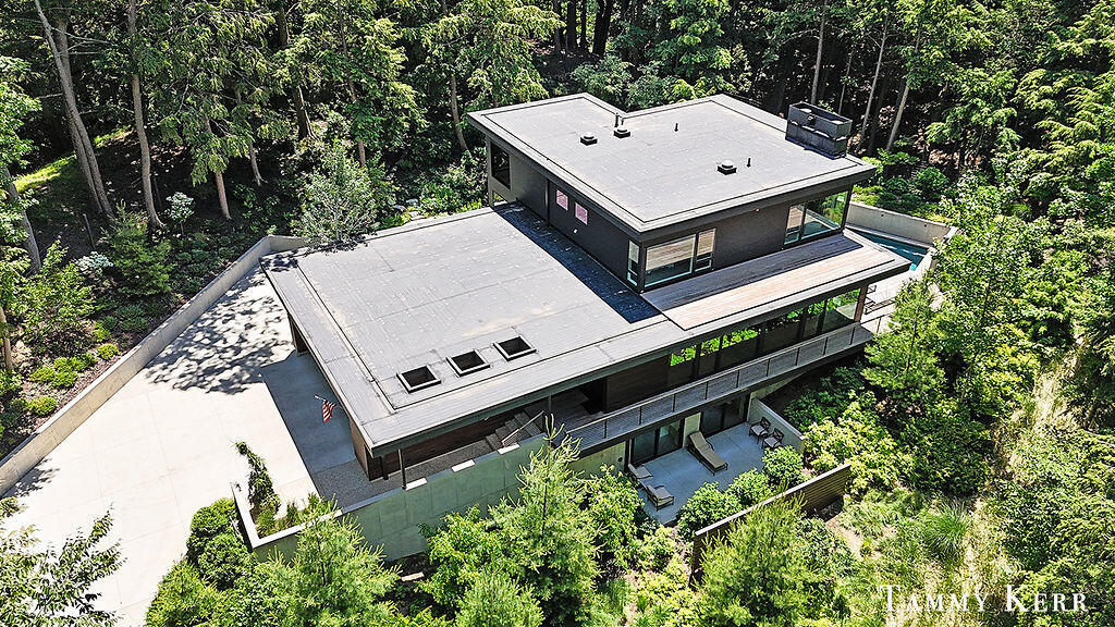 389 Dunegrass Circle Drive