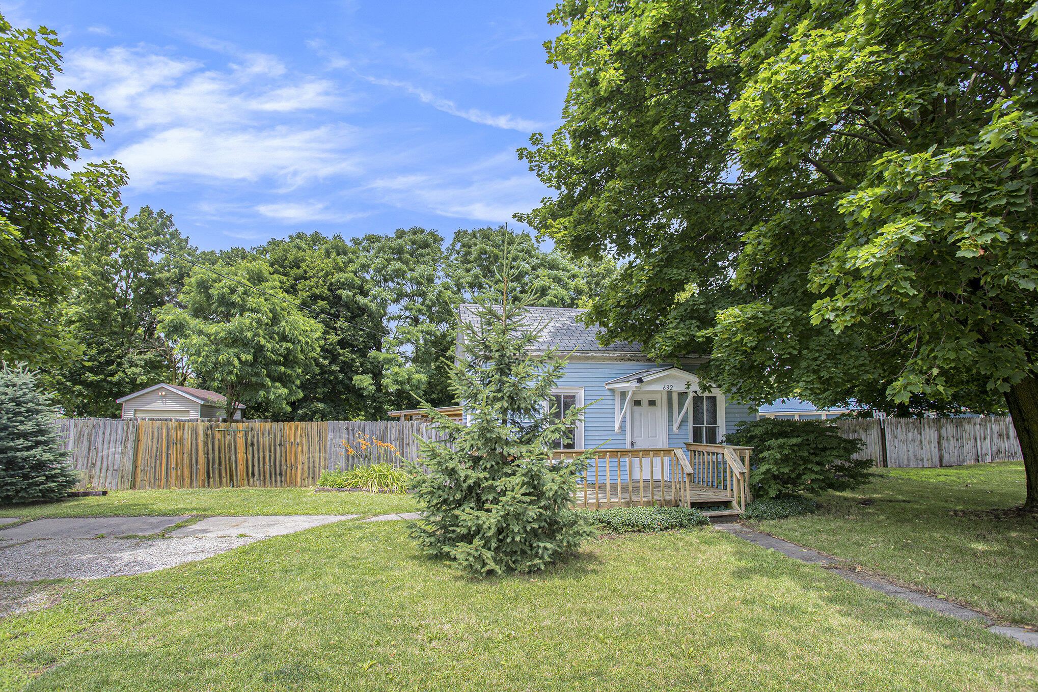 632 W Main Street