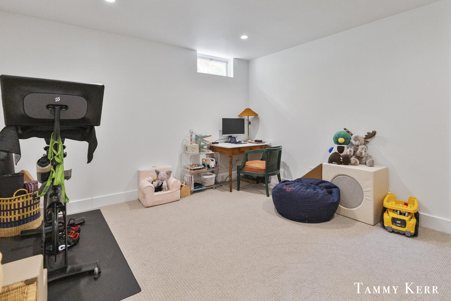 6373 Lake Ridge Drive