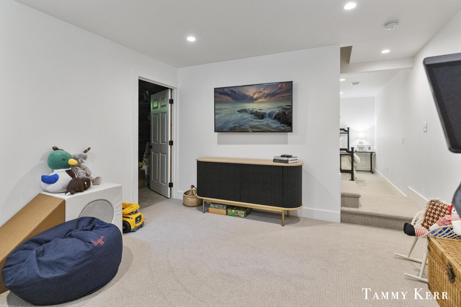 6373 Lake Ridge Drive