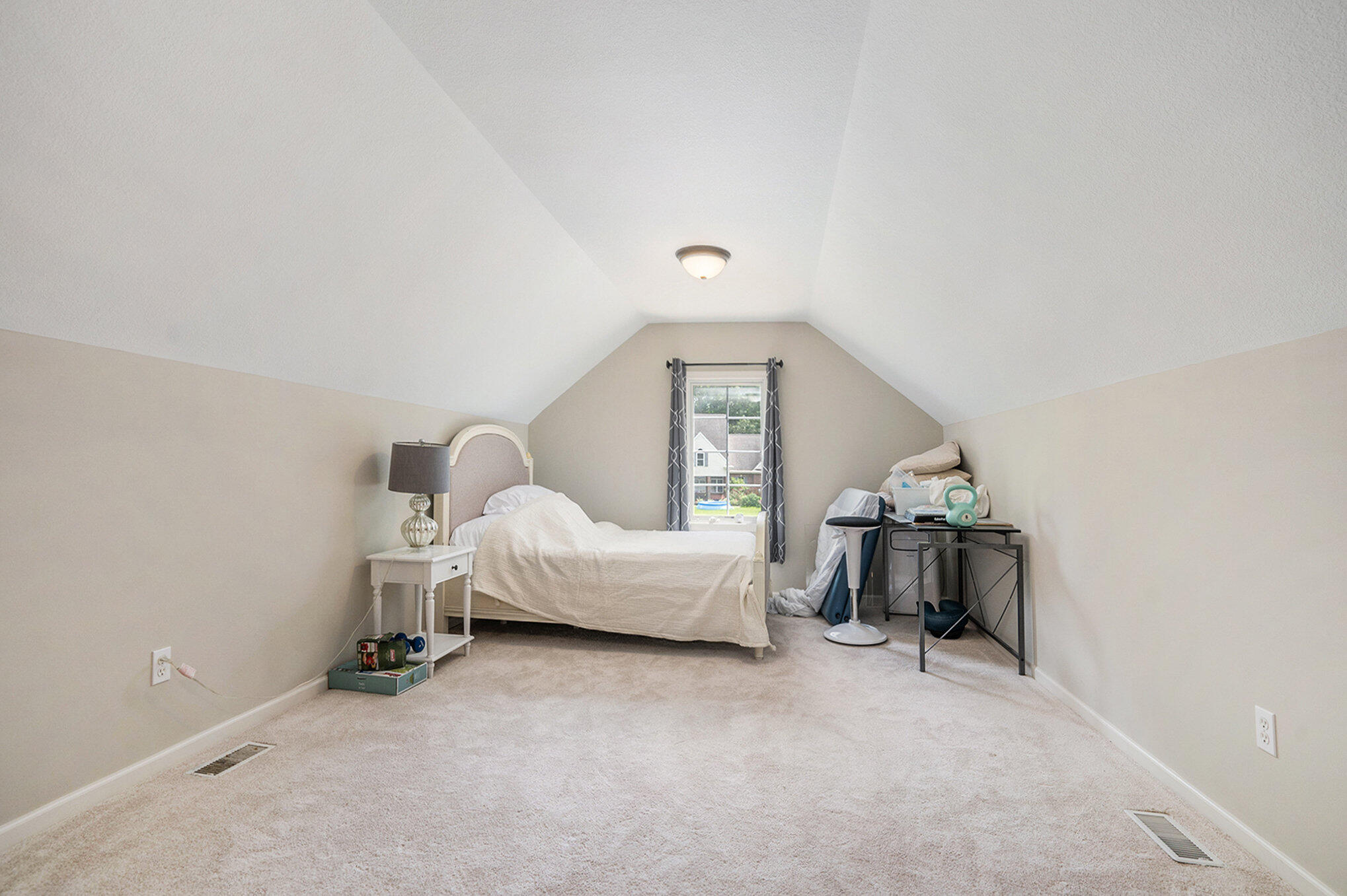 6390 Shugarbush Trail