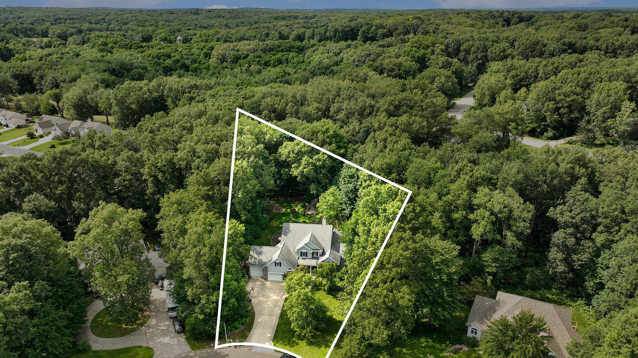 6390 Shugarbush Trail