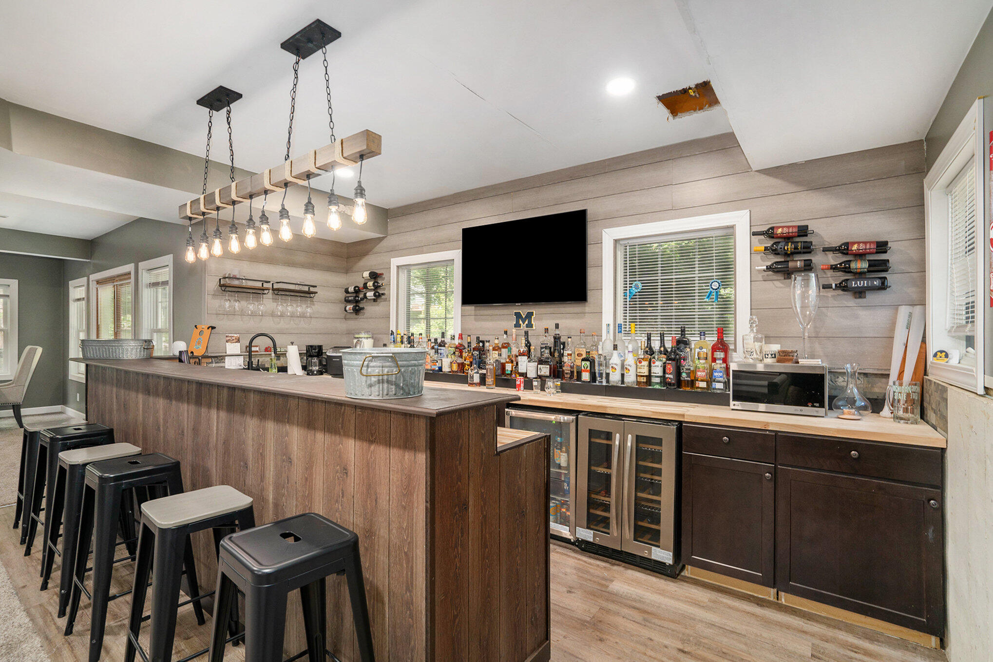 6390 Shugarbush Trail