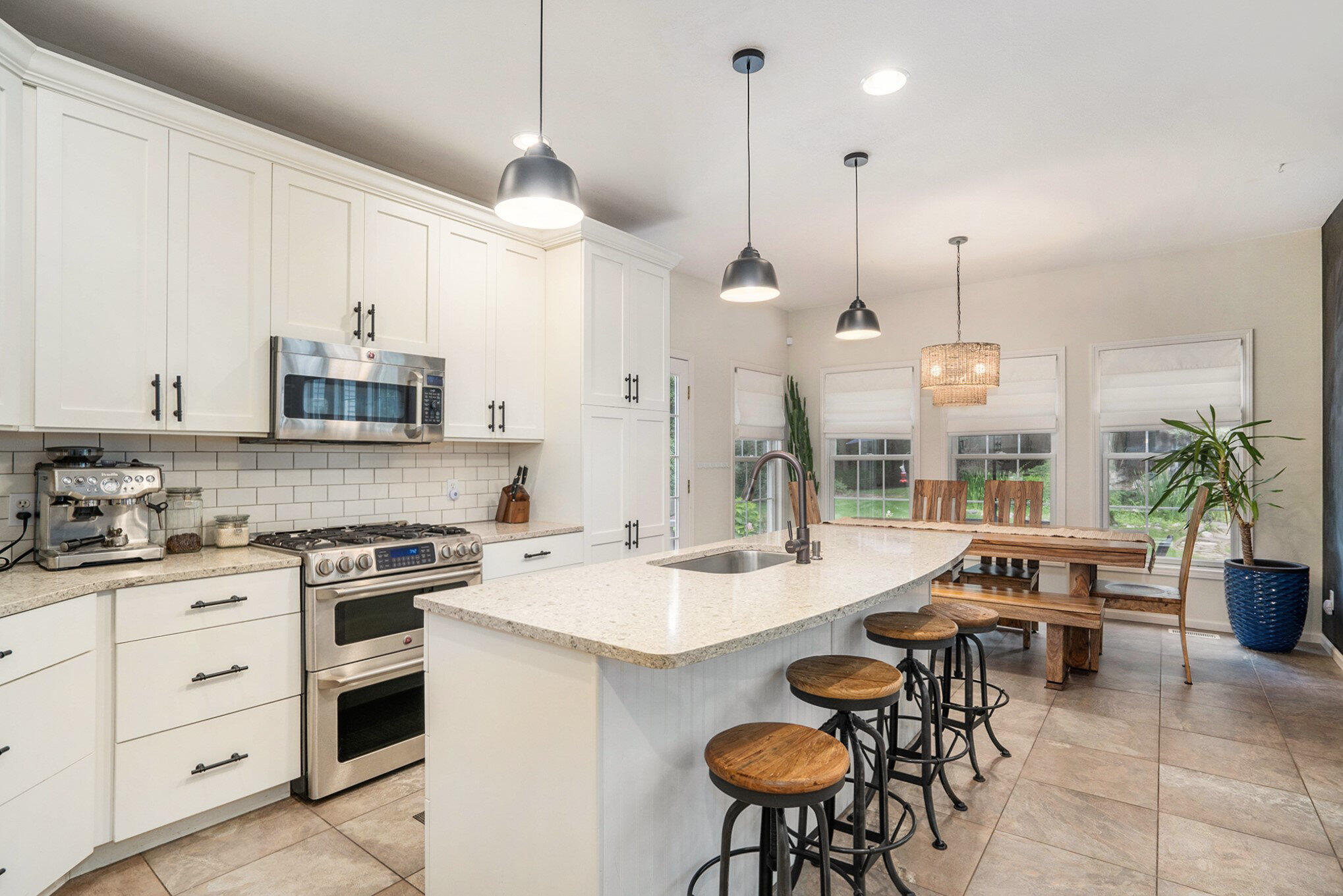 6390 Shugarbush Trail