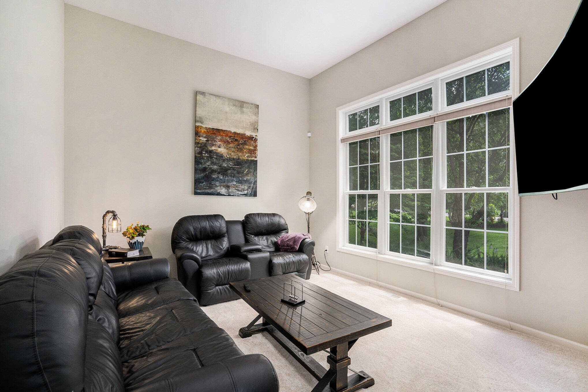 6390 Shugarbush Trail