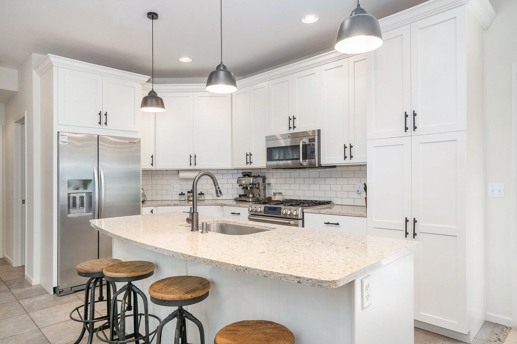 6390 Shugarbush Trail