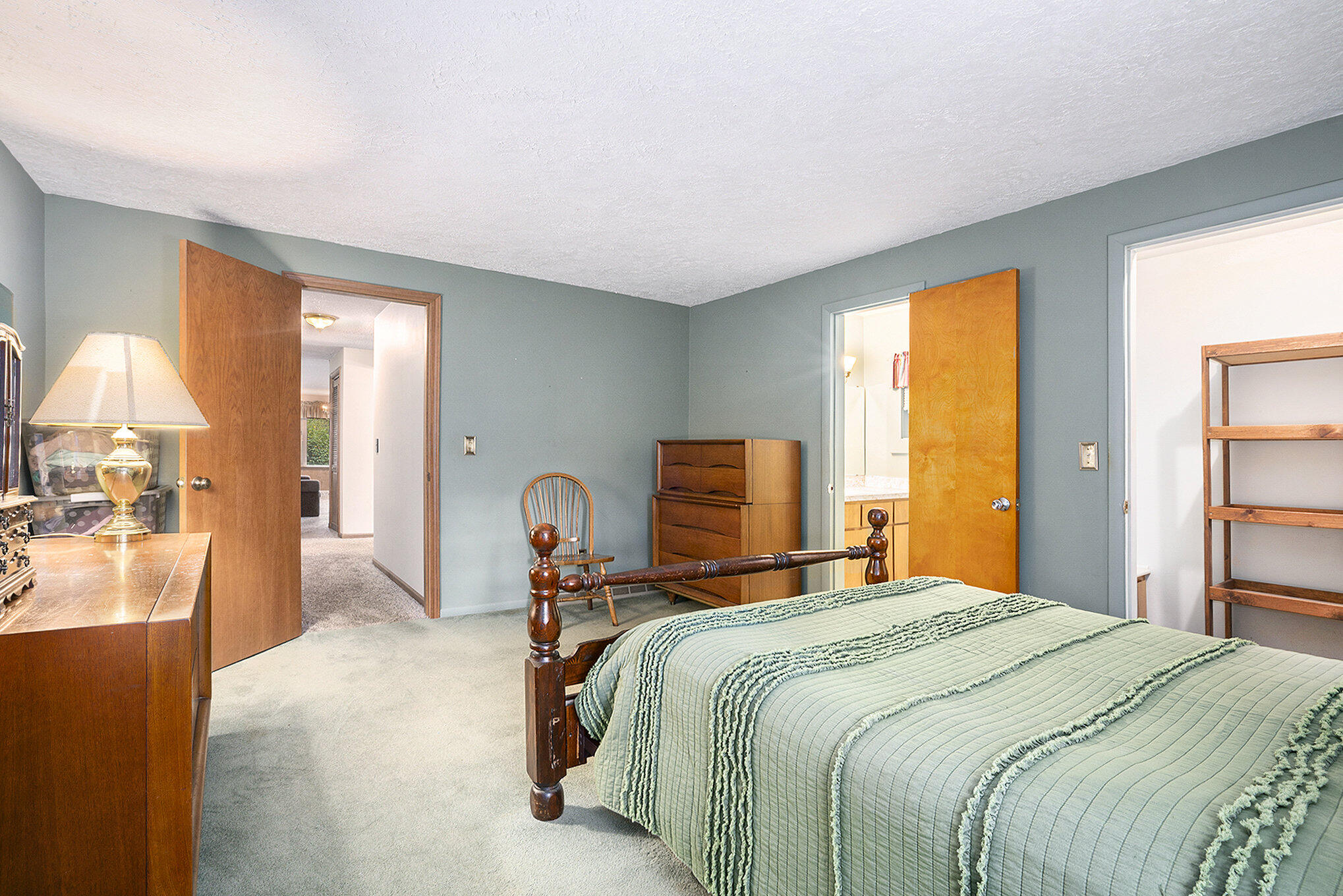 19520 Thompson Lane