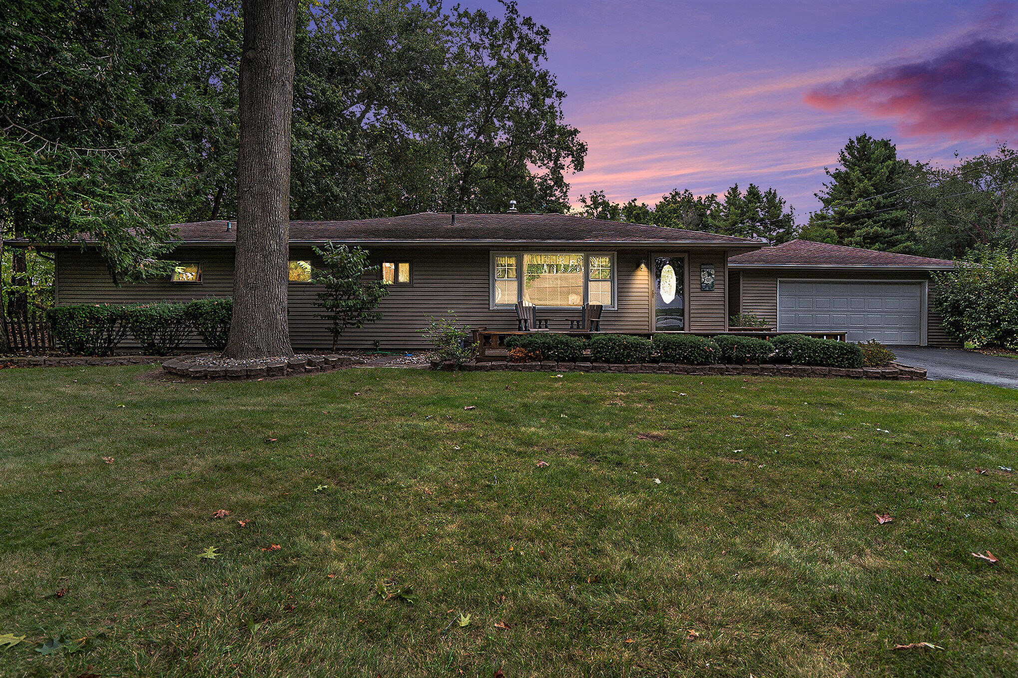 19520 Thompson Lane