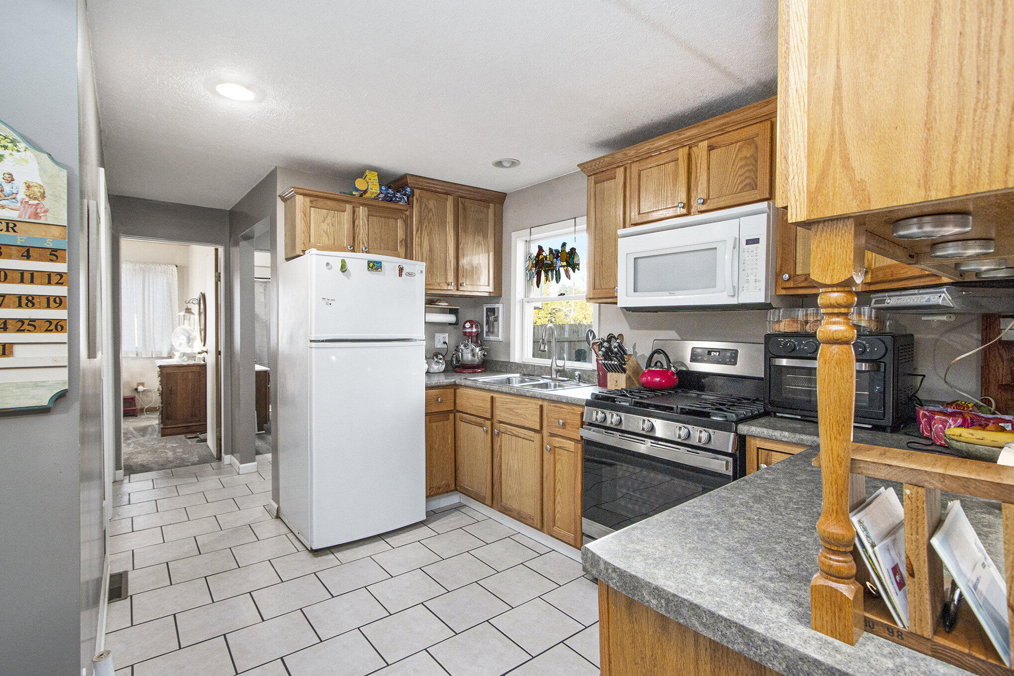 2121 Lansing Avenue