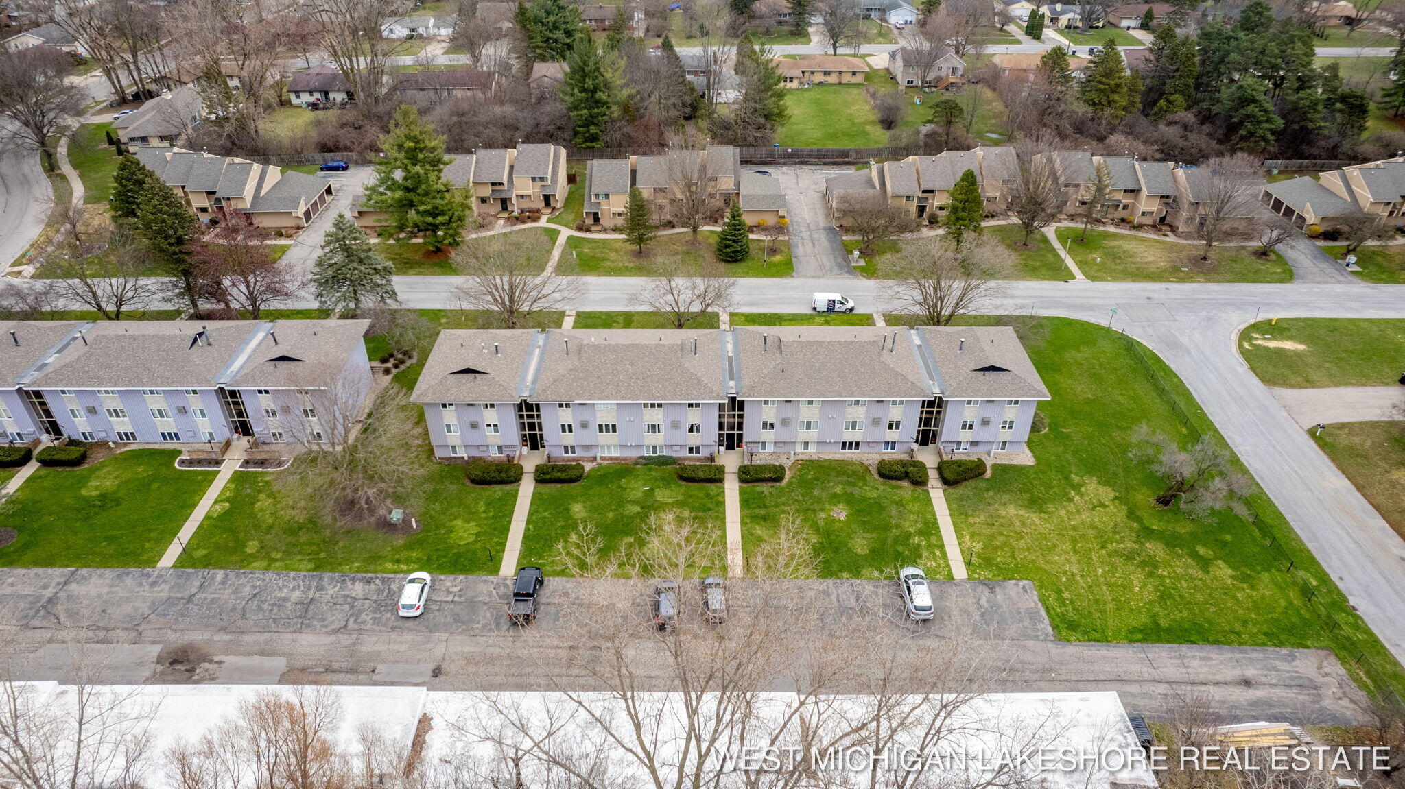 2615 Ridgecroft Drive SE, 102