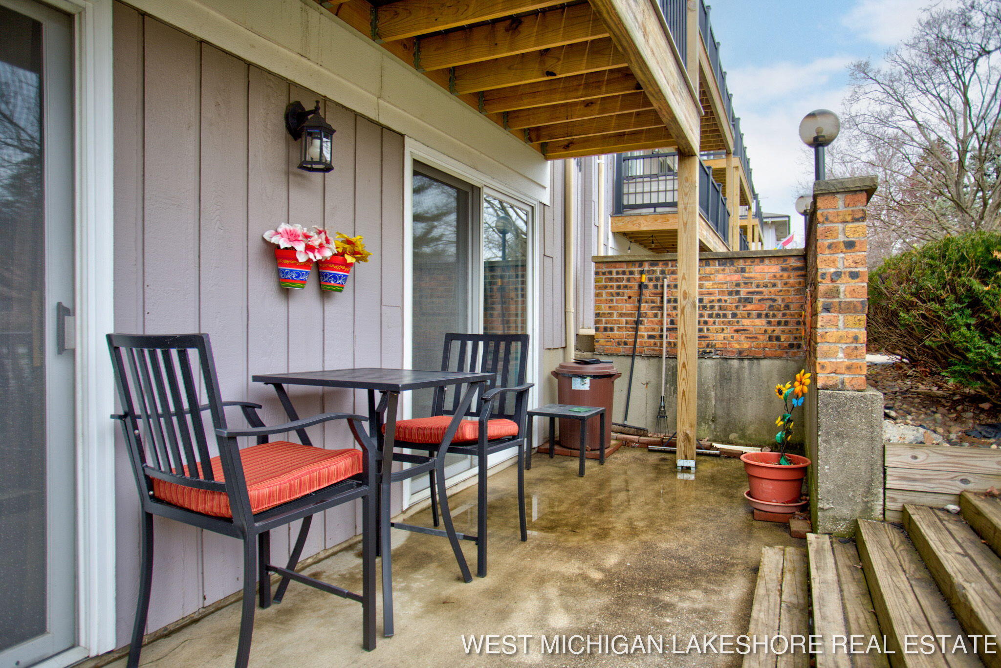 2615 Ridgecroft Drive SE, 102