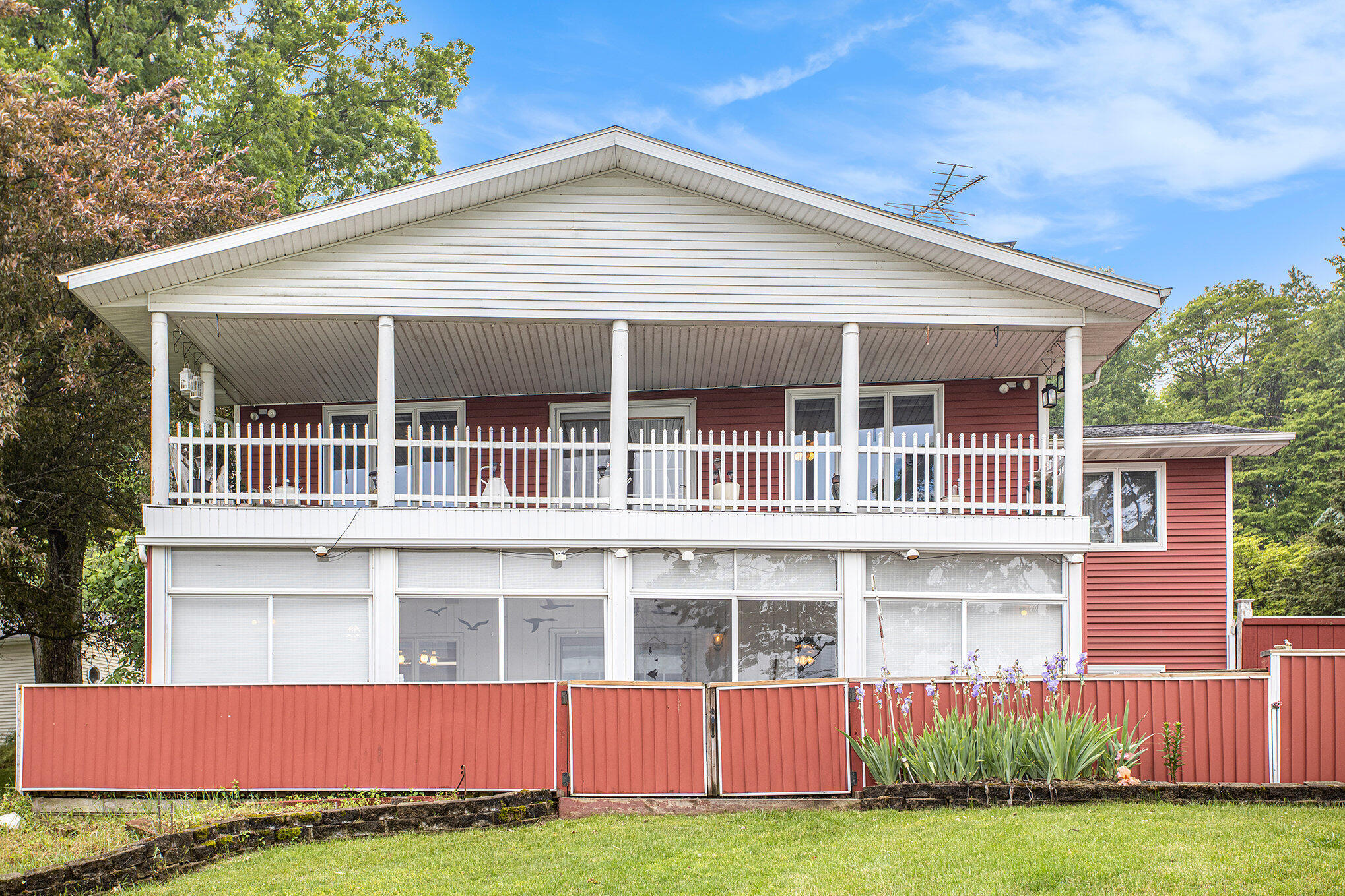 28756 Cedarama Drive