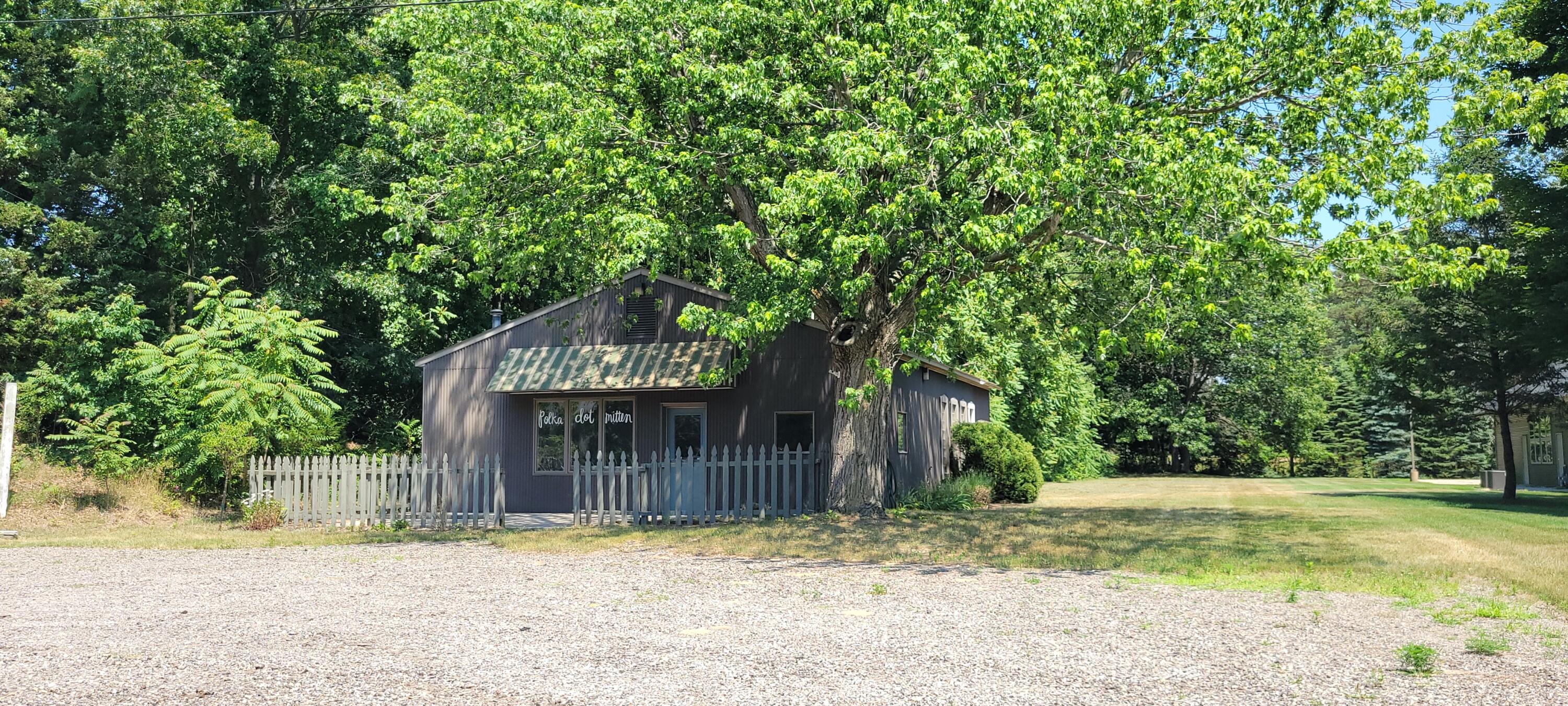 3383 Blue Star Highway