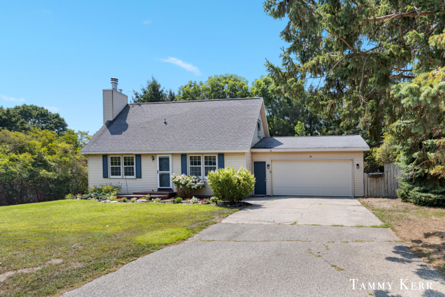 98 Algonquin Avenue