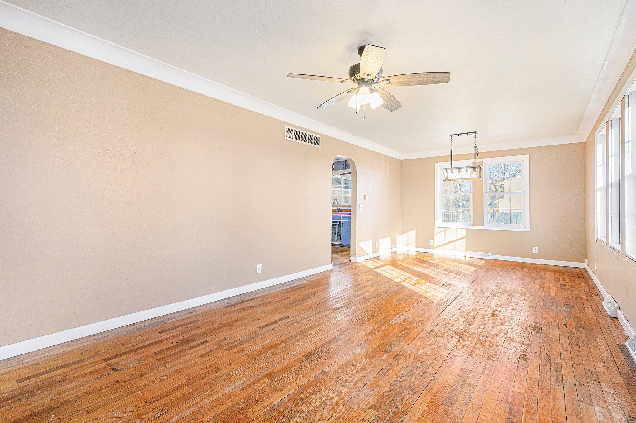 503 E Eliza Street