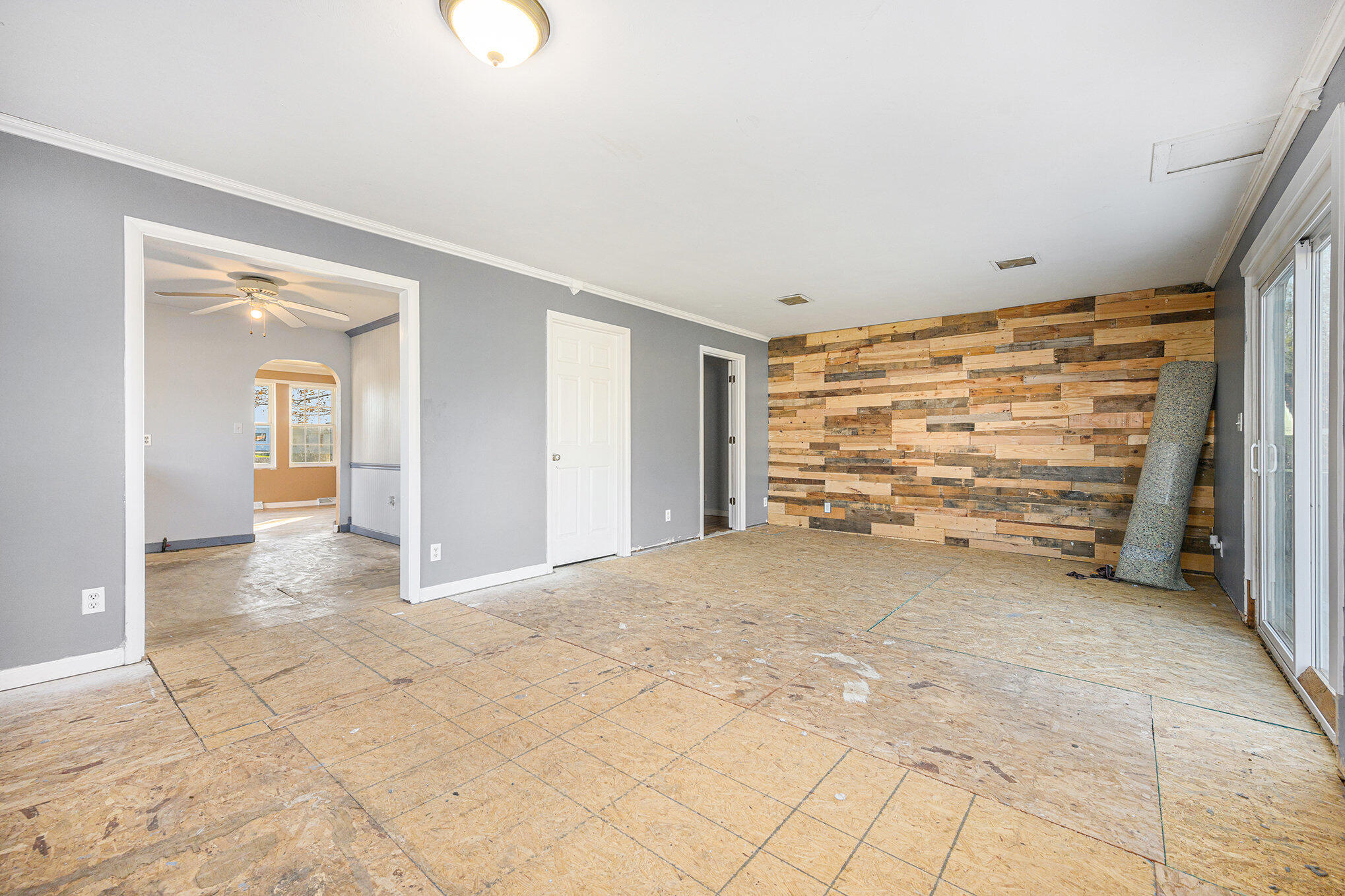 503 E Eliza Street