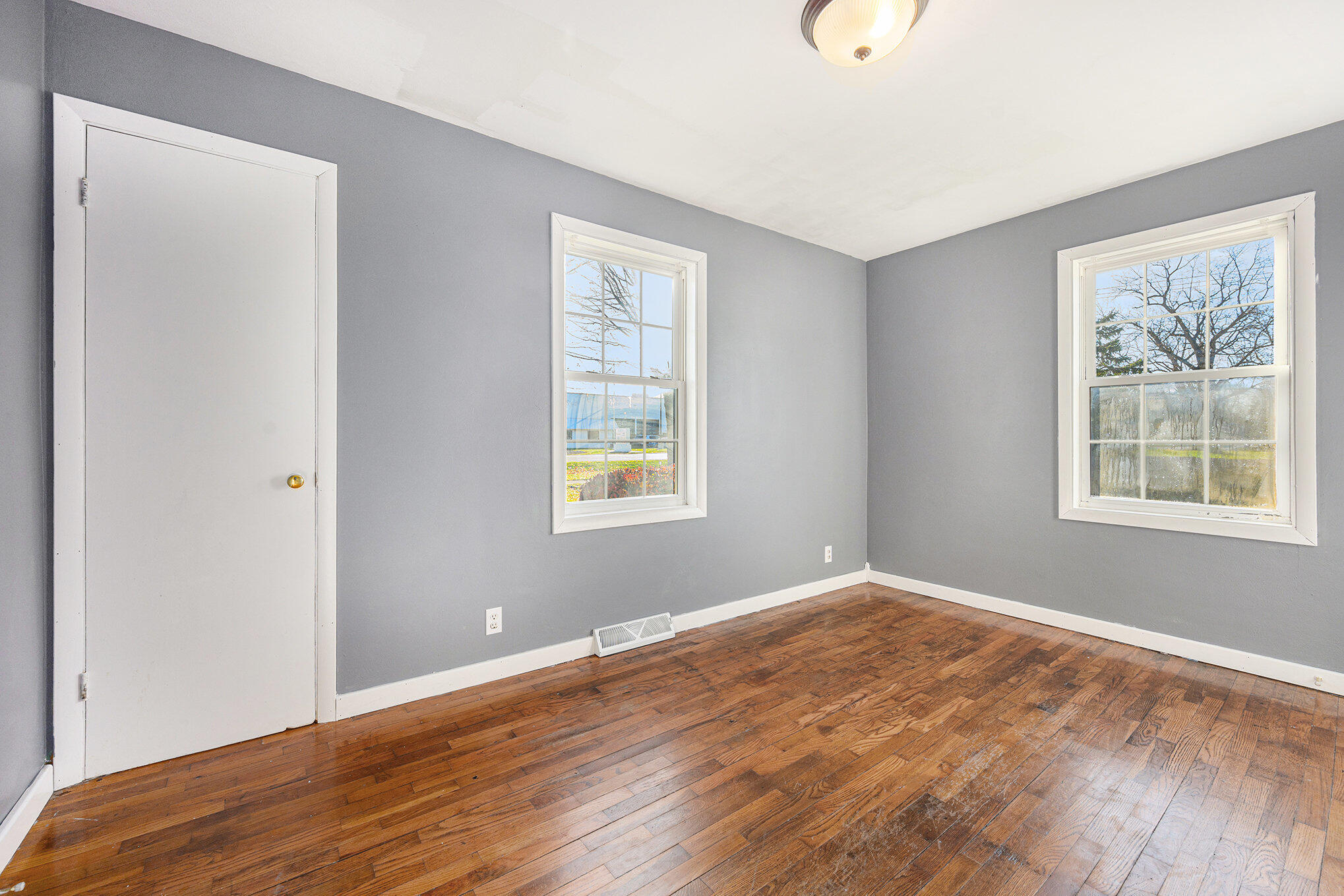 503 E Eliza Street