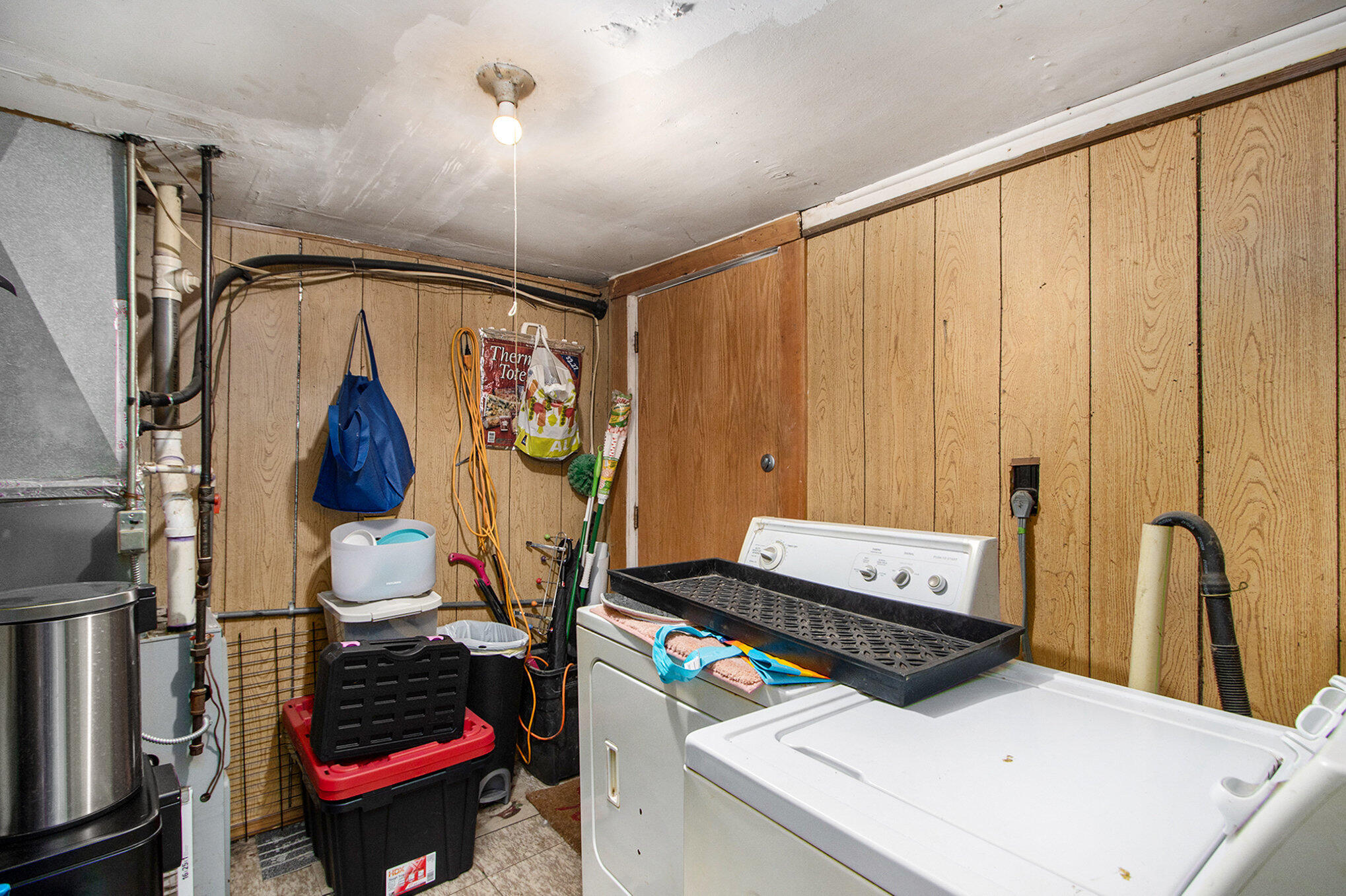 2418 Edgewood Drive