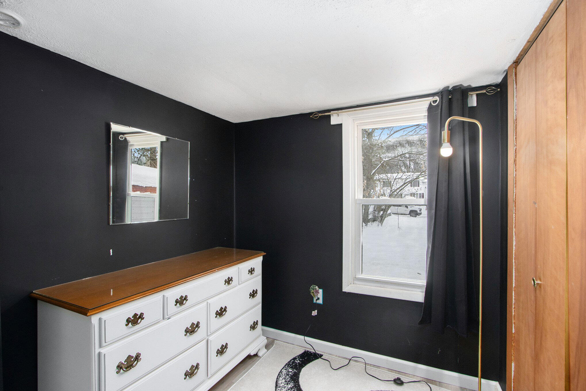 2418 Edgewood Drive