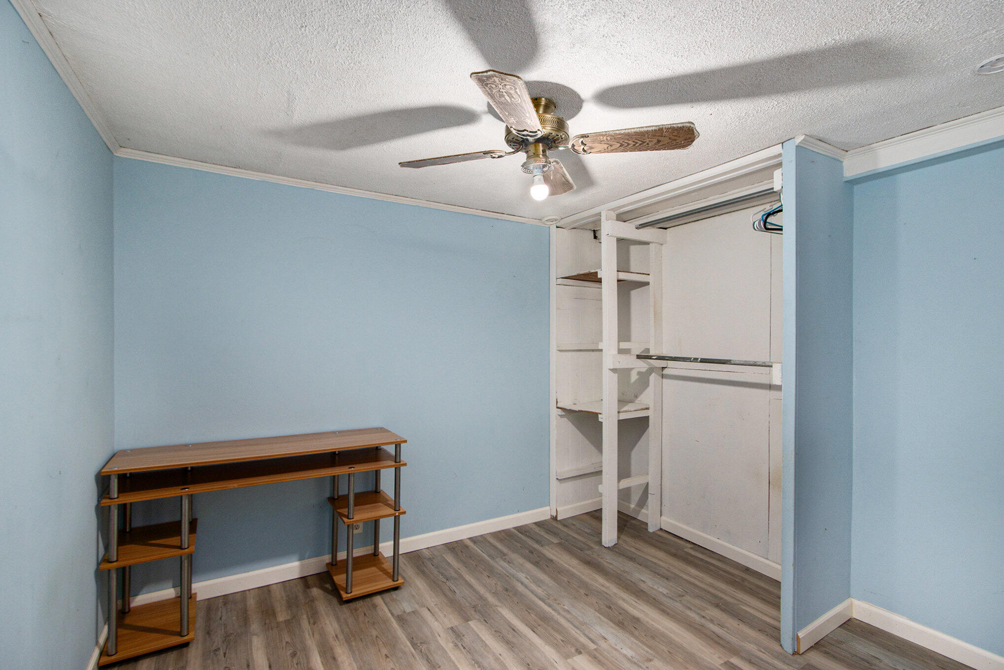 2418 Edgewood Drive