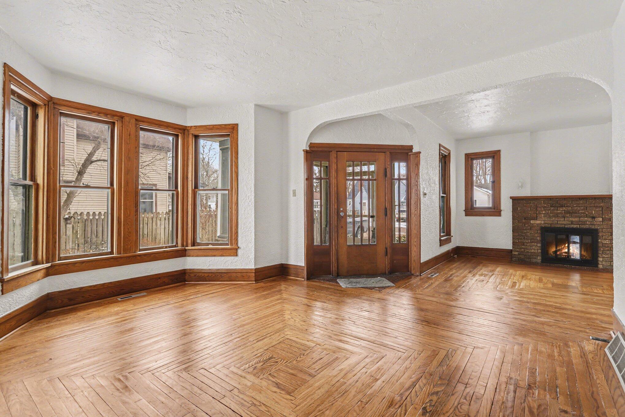 228 W Jackson Street