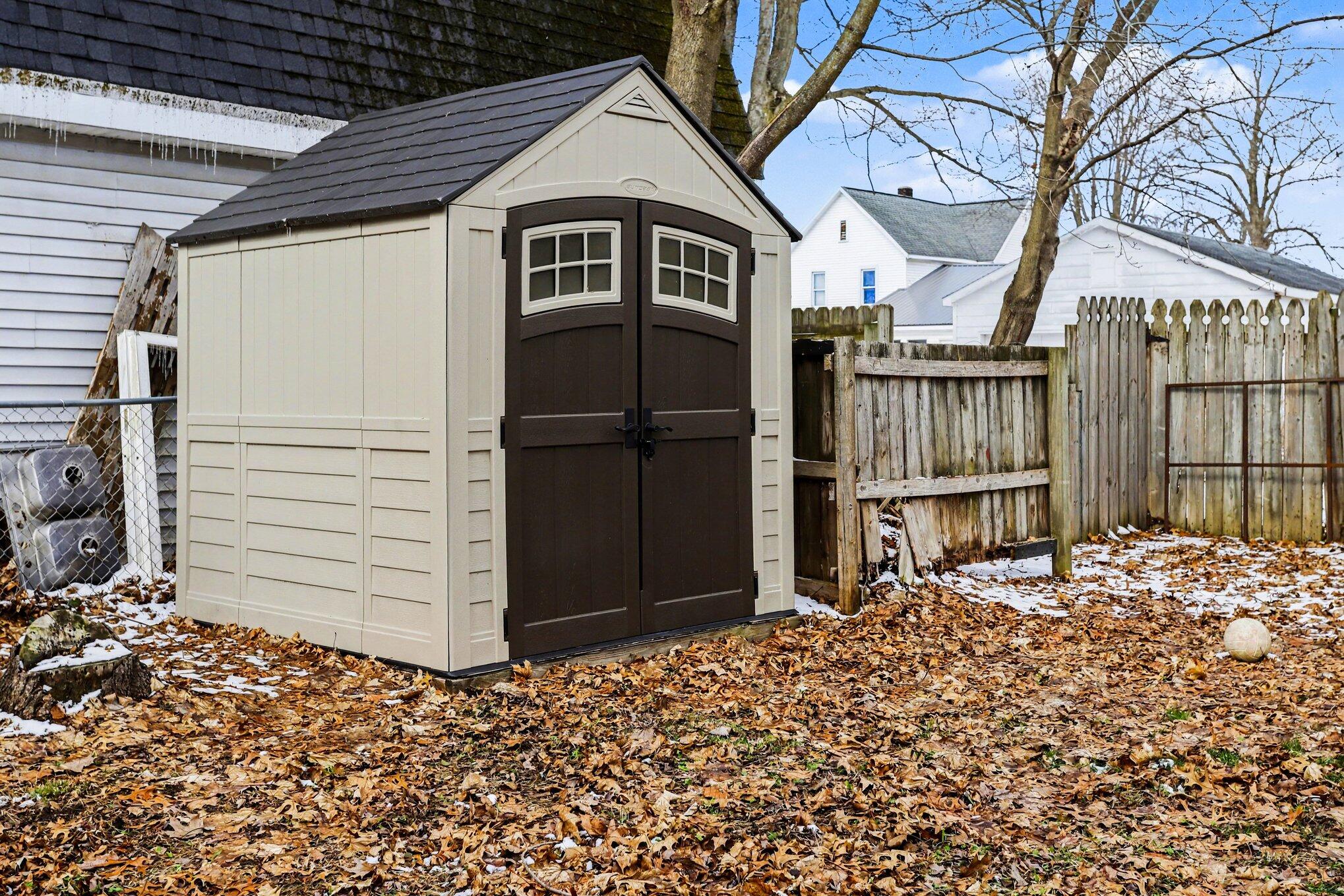 228 W Jackson Street