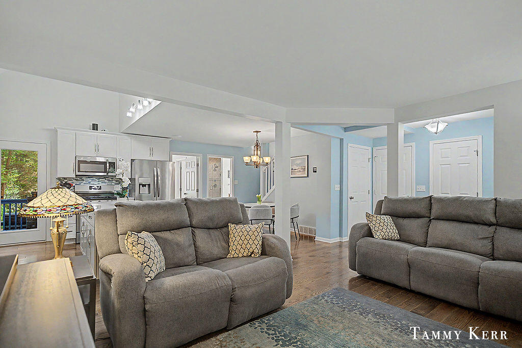 2339 Forest Trail Circle