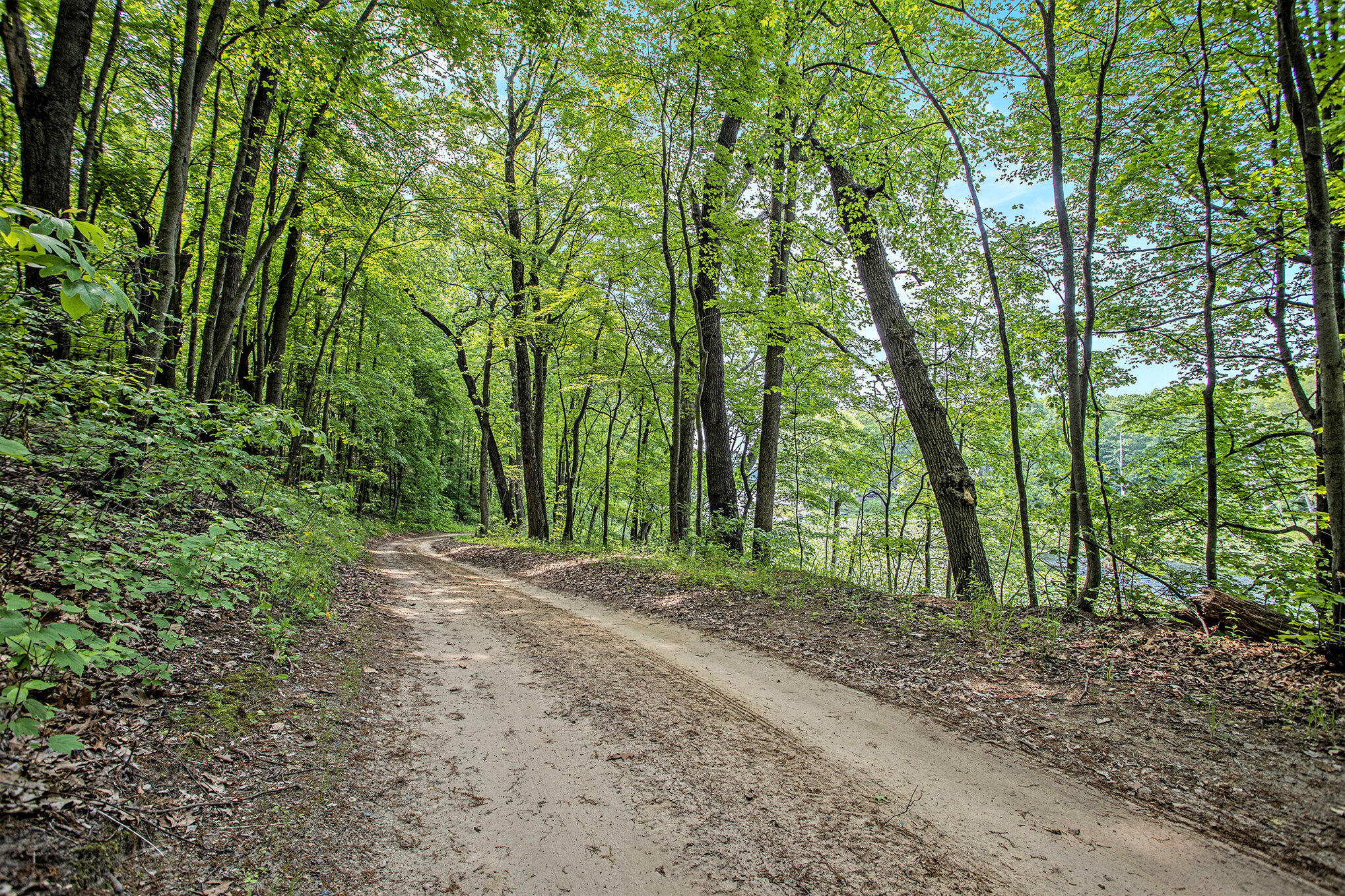VL County Road 354