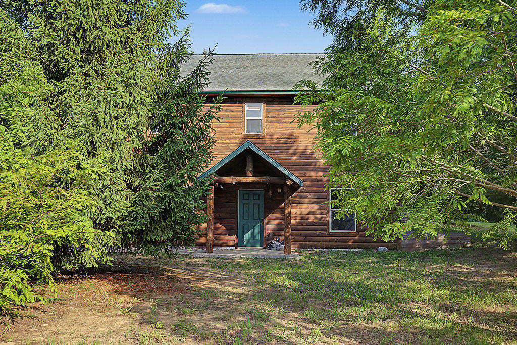 6645 Foote Trail